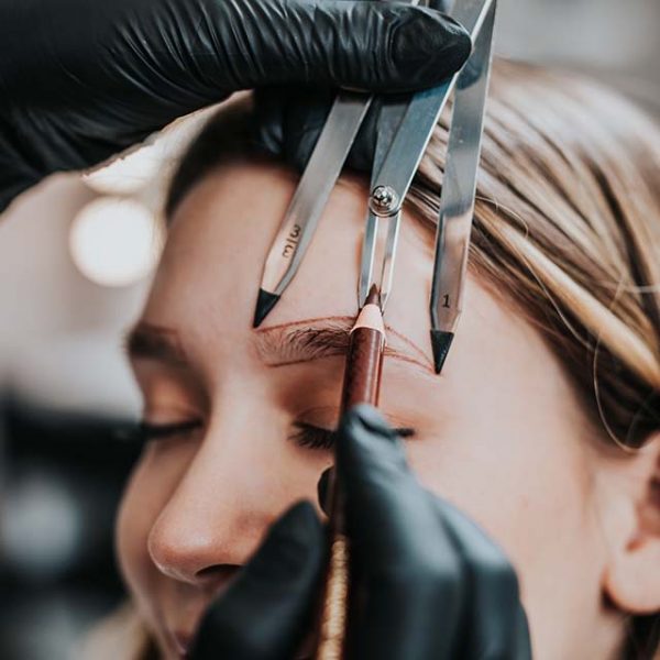 How Much Does Microblading Cost [Pricing]